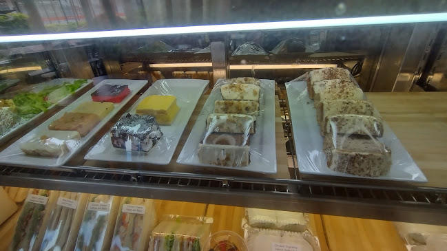 74b Wises Rd, Maroochydore QLD 4558