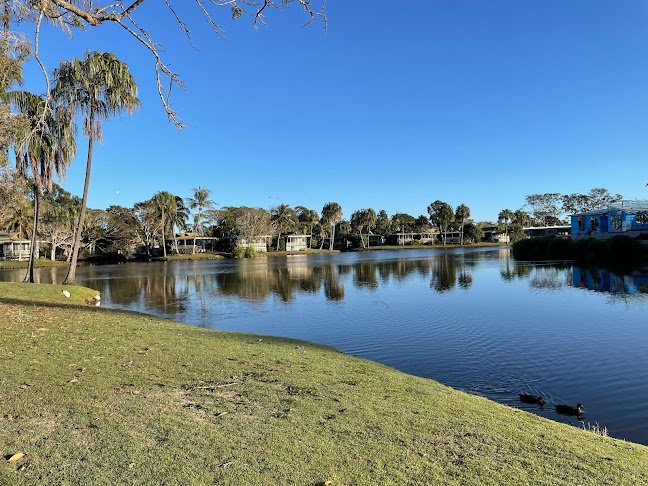 49-63 Elizabeth St, Urangan QLD 4655