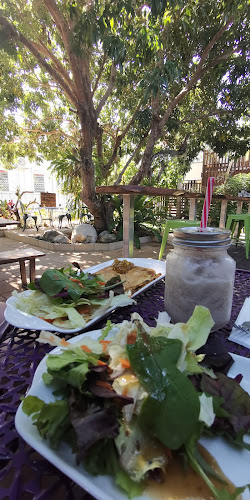 Opinii despre West End Teahouse & Gallery în West End - Hospitality and gastronomy