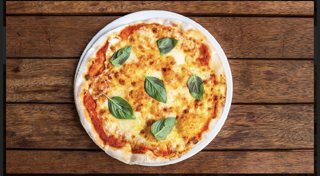 Comentarii opinii despre Pazza Pizza