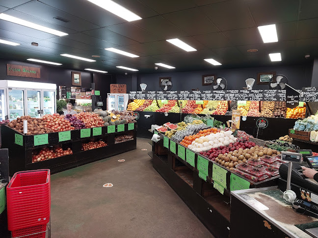 Caloundra Fruit Market - Hospitality and gastronomy