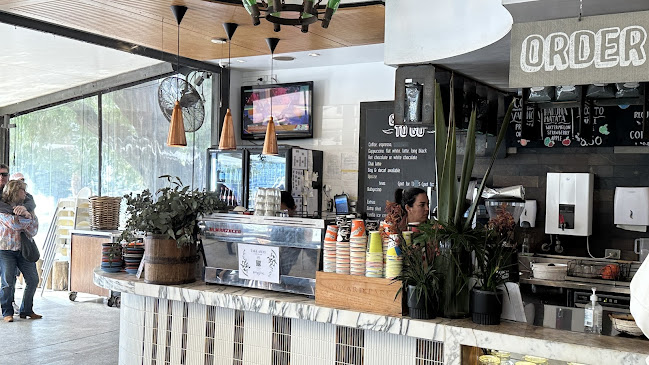 Comentarii opinii despre Botanical Cafe