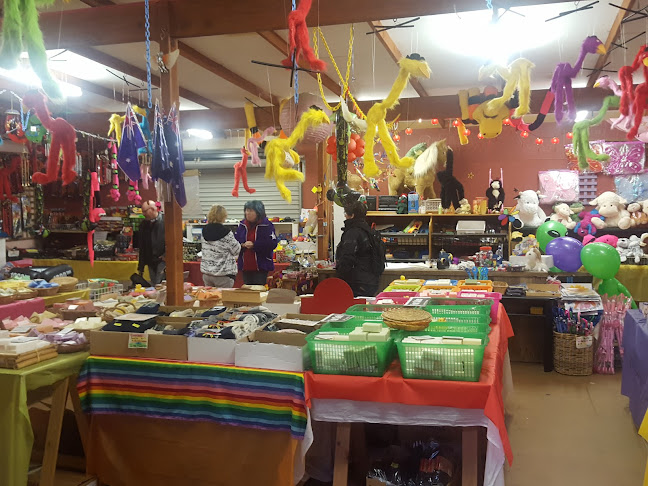 Penguin Undercover Market - Hospitality and gastronomy