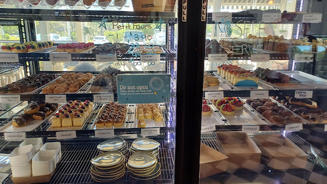 Salt Village French Patisserie - Hospitality and gastronomy