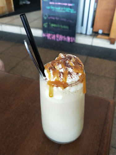 Greenout Cafe and Bar - Hospitality and gastronomy