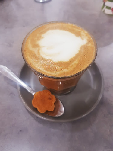 Ariel's Figtree - Figtree