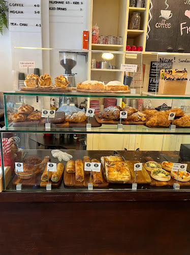 Comentarii opinii despre The Portuguese Bakery