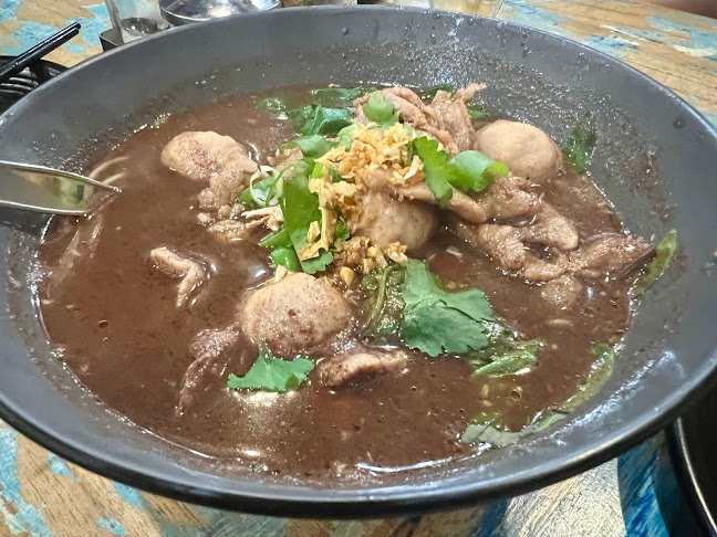 Opinii despre Thanon Khaosan în Haymarket - Hospitality and gastronomy