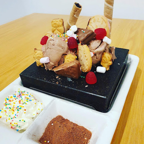 Opinii despre Hibernian Hotel Bendigo în Golden Square - Hospitality and gastronomy