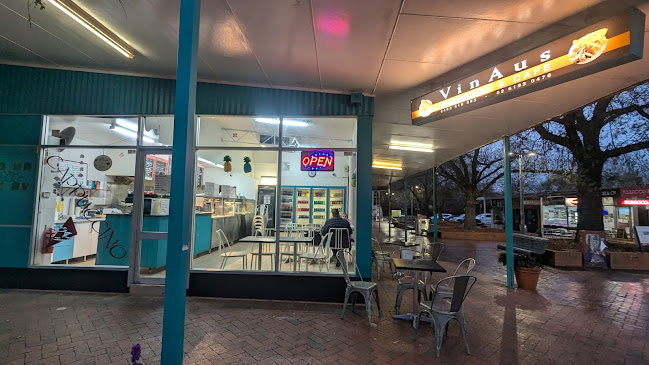 VINAUS Takeaway and Cafe