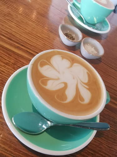 DINGLES ROCKHAMPTON - Rockhampton City