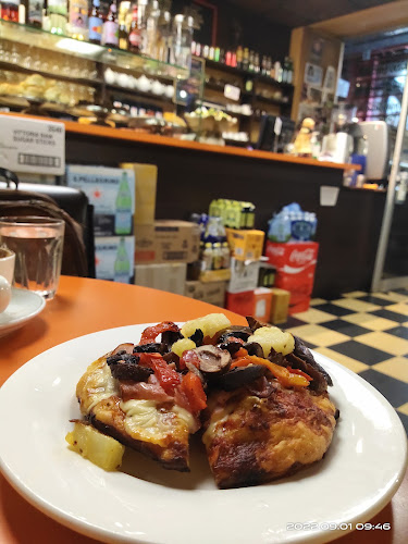 Central Market, Shop 1-2 Central Western Mall, S68/44/60 Gouger St, Adelaide SA 5000