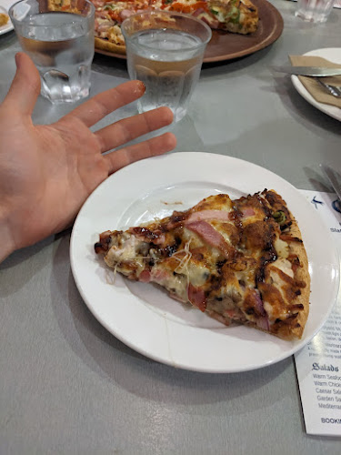 Camelot Gourmet Pizza - Hospitality and gastronomy