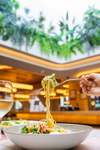 Mermaid Beach Tavern