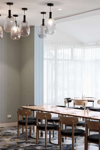 Comentarii opinii despre Castello's Victorian Tavern