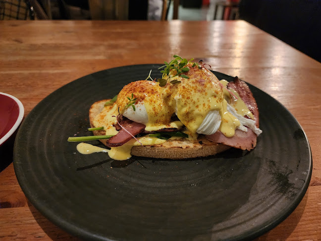 Brew Cafe & Wine Bar