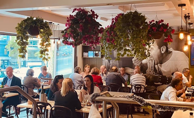 Via Della Spiga Italian Restaurant - Hospitality and gastronomy