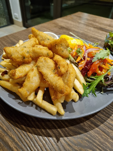 1 Esplanade, Lakes Entrance VIC 3909