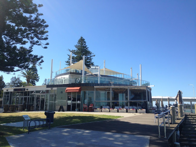 Comentarii opinii despre WatersEdge Seafood Restaurant