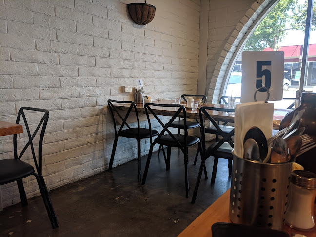 Opinii despre Tommy Brock Cafe în Moe - Hospitality and gastronomy