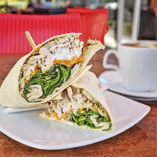 Freddy Fuddpukkas Cafe Coolum Beach