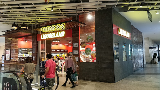 Liquorland Pacific Fair