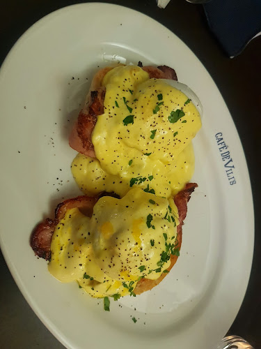 Café De Vili's - Hospitality and gastronomy