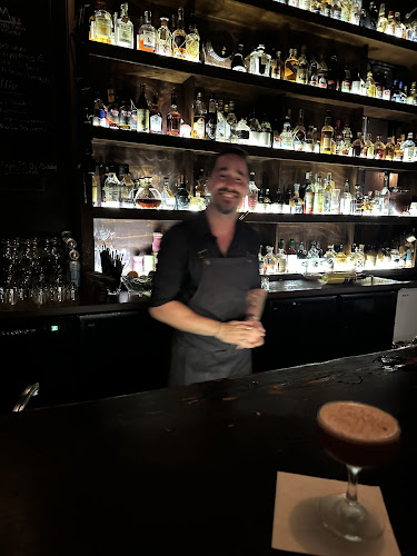 Sneaky Tony's - Northbridge