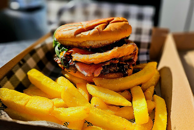 SALTY DOG SEAFOOD AND GRILL - Port Adelaide