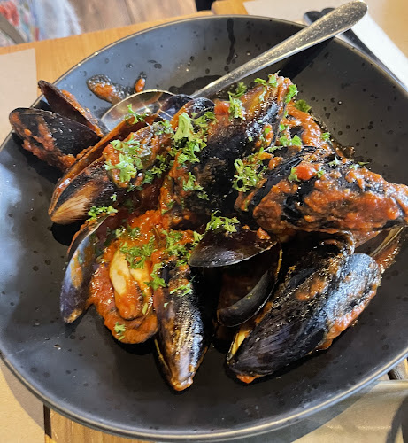 Opinii despre Moretti Italian Restaurant Leichhardt în Leichhardt - Hospitality and gastronomy