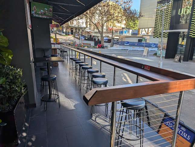 Laneway Hotel & Sports Bar - Hospitality and gastronomy