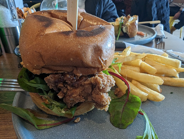 Unit 2/64 Wollongong St, Fyshwick ACT 2609