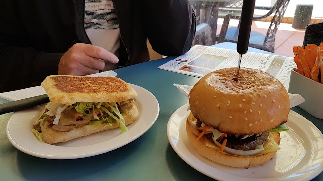 Golden Wattle Bakery - Hospitality and gastronomy