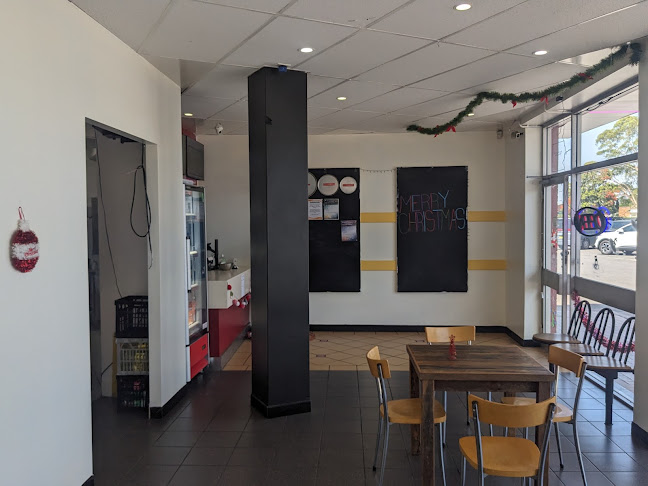 2a Pitt St, Singleton NSW 2330