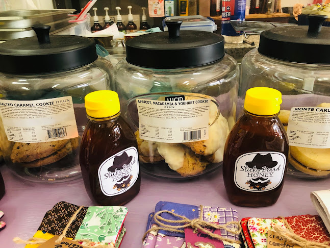 Comentarii opinii despre Three Sista's Cafe