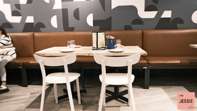 Motza Pizza - Hospitality and gastronomy