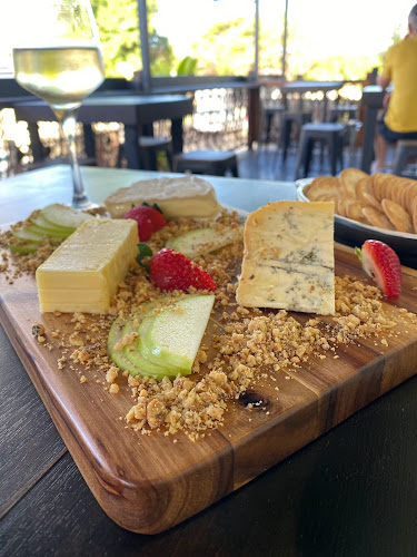 2 Stevens St, Yandina QLD 4561