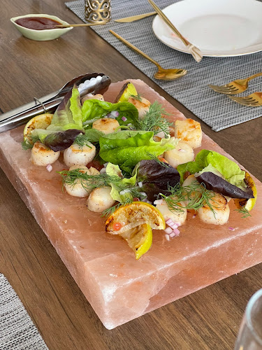 Comentarii opinii despre Dine In