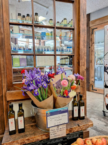 Organic Feast Wholefoods Market - East Maitland