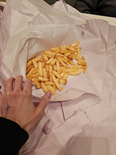 Candlewood Fish and Chips - Hospitality and gastronomy