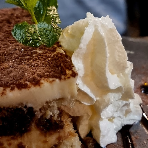 3/3018 Surfers Paradise Blvd, Surfers Paradise QLD 4217