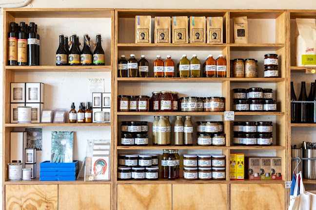 Comentarii opinii despre The General Food Store