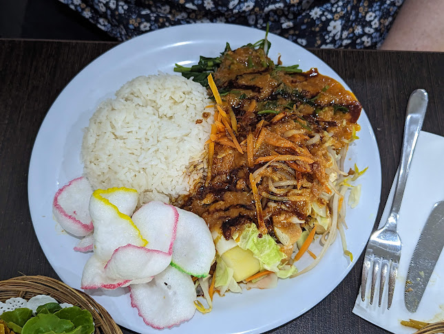 Pondok Daun Restaurant - Hospitality and gastronomy