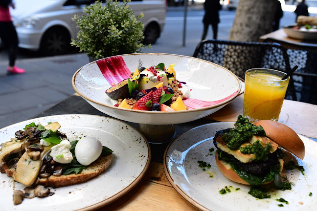 28-34 O'Connell St, Sydney NSW 2000