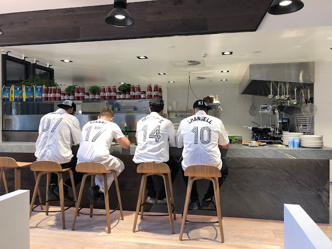 CURVA Cucina & Bar - Alexandria