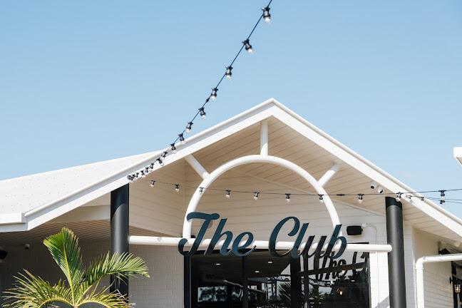 The Club Hotel Gladstone - Gladstone Central