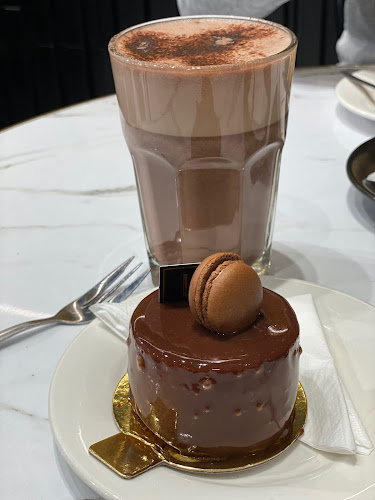 Le Bon Choix - Broadbeach