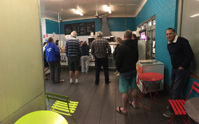 Metford Takeaway - Hospitality and gastronomy