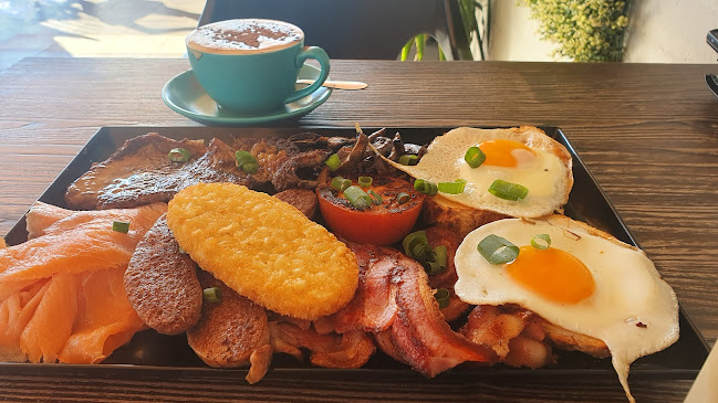 Raven Cafe & Grill - Hospitality and gastronomy