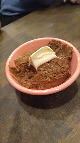 Miznon - Hospitality and gastronomy